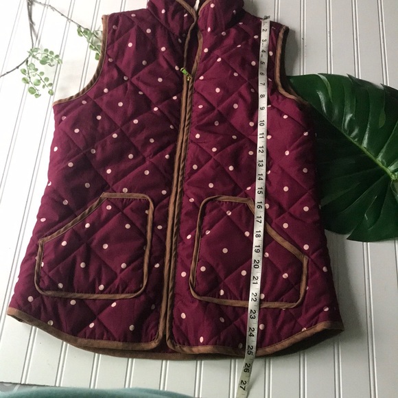 Maroon quilted full zip vest - Picture 6 of 7